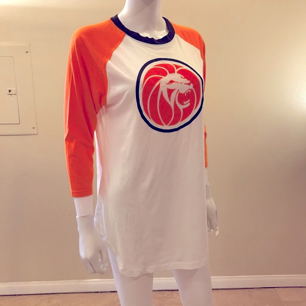 MGM Grand Las Vegas Logo Graphic Tee Womens XL Raglan Baseball Tee White Orange
